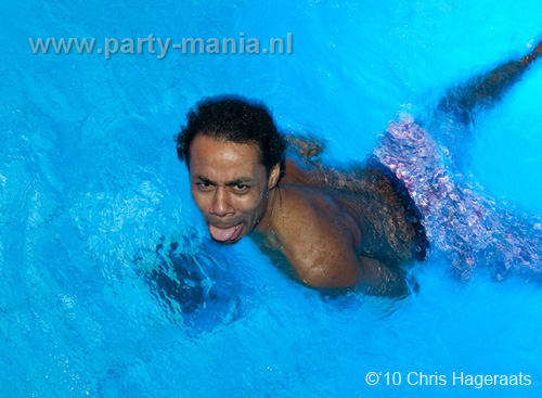 101204_074_pump_up_the_base_partymania