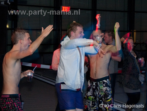101204_076_pump_up_the_base_partymania