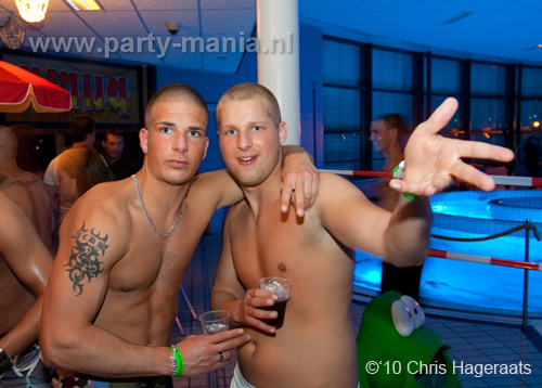 101204_094_pump_up_the_base_partymania