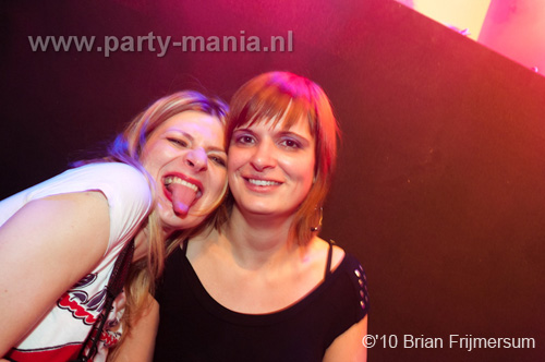 110108_003_glitterclub_hits_back_partymania