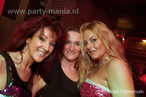 110108_012_glitterclub_hits_back_partymania