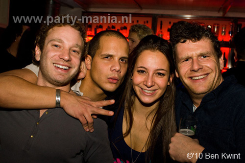 110108_038_it's_all_about_friends_partymania