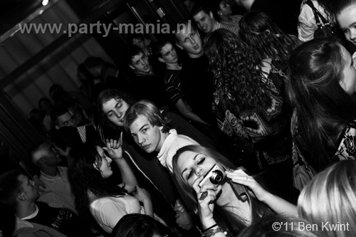 110211_022_maximaal_partymania