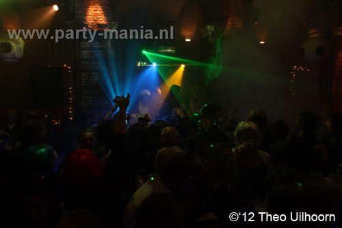 111231_082_look_at_yourself_partymania_denhaag
