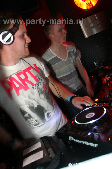 120429_004_house_meets_hardstyle_club_seven_partymania_denhaag
