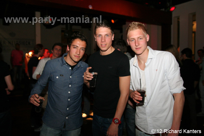120429_054_house_meets_hardstyle_club_seven_partymania_denhaag