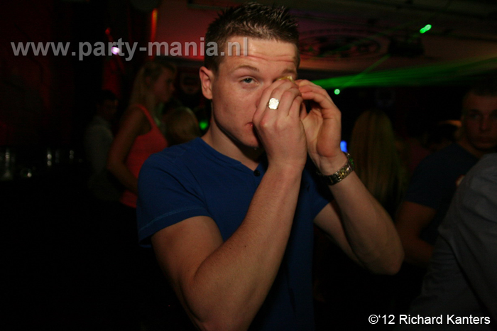 120429_071_house_meets_hardstyle_club_seven_partymania_denhaag
