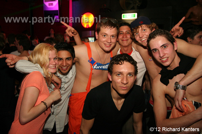 120429_090_house_meets_hardstyle_club_seven_partymania_denhaag