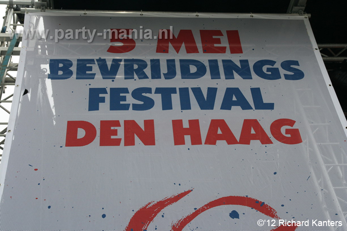 120505_000_bevrijdingsfestival_spuiplein_partymania_denhaag