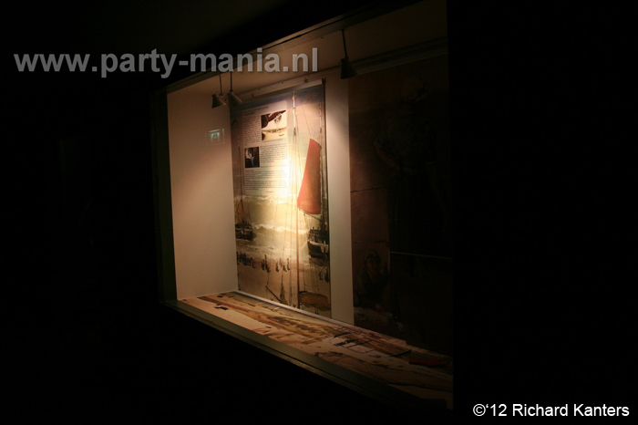 120901_011_museumnacht_denhaag_partymania
