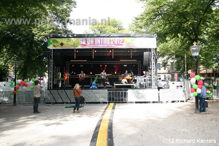 120905_027_oh_oh_intro_lange_voorhout_denhaag_partymania