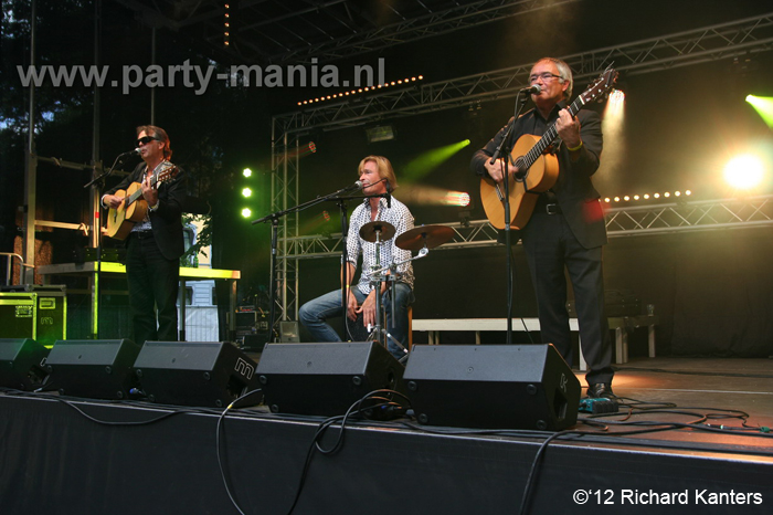 120905_054_oh_oh_intro_lange_voorhout_denhaag_partymania