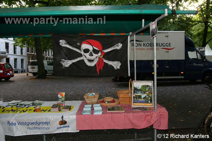 120905_082_oh_oh_intro_lange_voorhout_denhaag_partymania