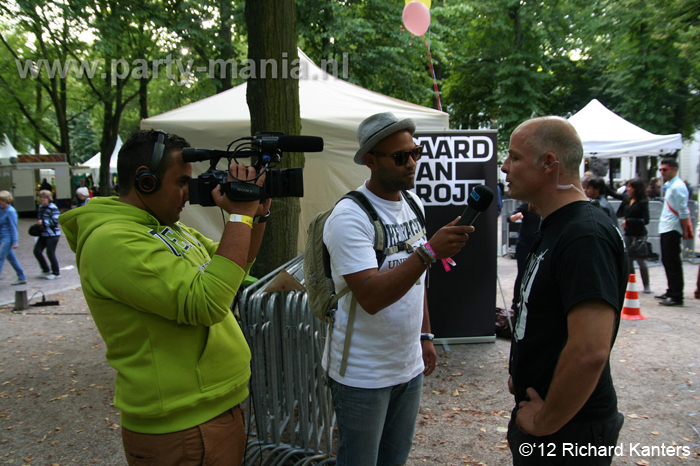 120905_090_oh_oh_intro_lange_voorhout_denhaag_partymania