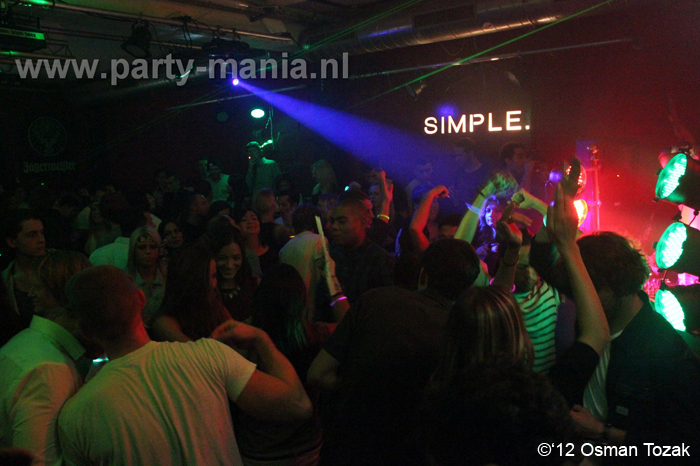 121109_053_simple_club_seven_denhaag_partymania