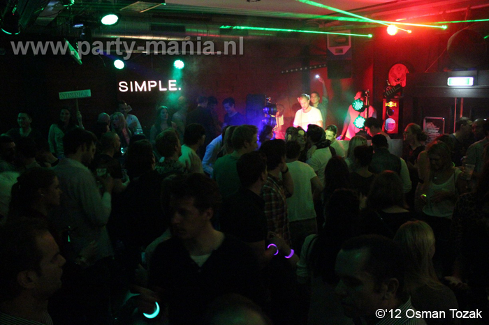 121109_081_simple_club_seven_denhaag_partymania