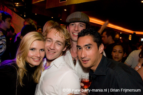 081101_005_spize_me_partymania