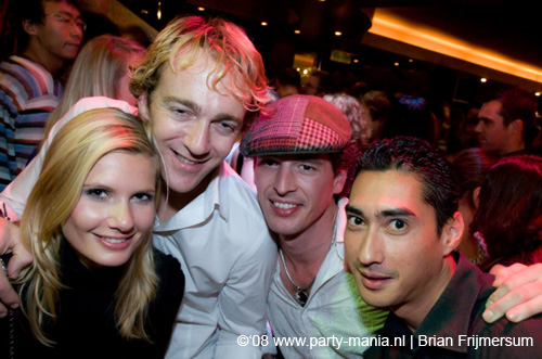 081101_006_spize_me_partymania