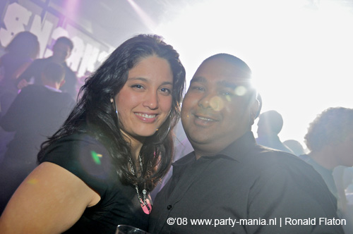 081102_069_sneakerz_partymania