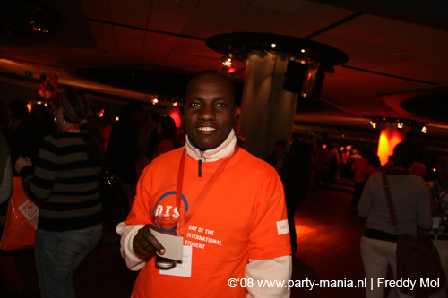 081108_012_dis2008_partymania