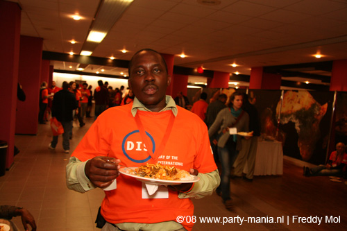 081108_028_dis2008_partymania