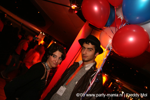 081108_058_dis2008_partymania