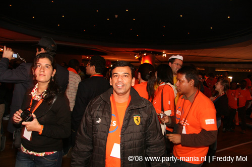 081108_068_dis2008_partymania