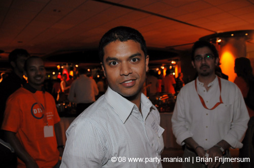 081108_021_dis2008_partymania