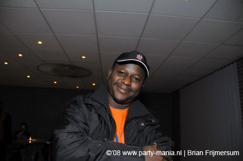 081108_065_dis2008_partymania