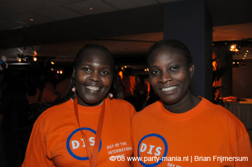 081108_071_dis2008_partymania