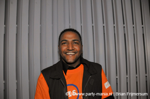 081108_076_dis2008_partymania
