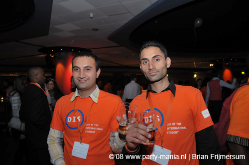 081108_095_dis2008_partymania