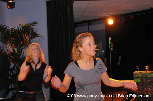 081108_098_dis2008_partymania