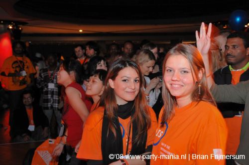 081108_103_dis2008_partymania