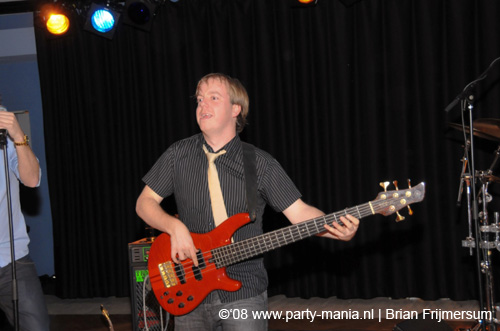 081108_107_dis2008_partymania