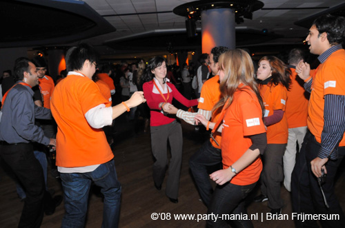 081108_111_dis2008_partymania