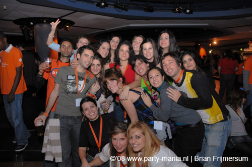 081108_130_dis2008_partymania