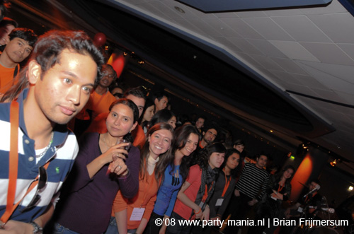081108_139_dis2008_partymania