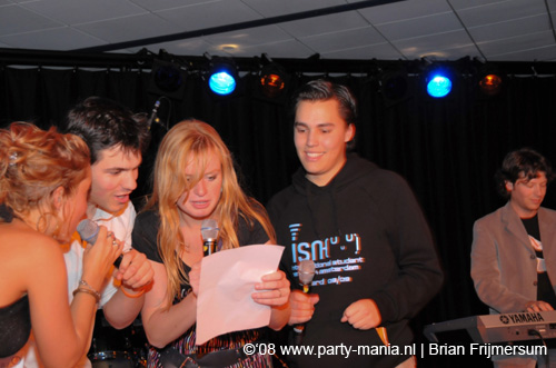 081108_142_dis2008_partymania