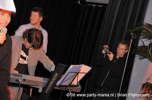 081108_144_dis2008_partymania