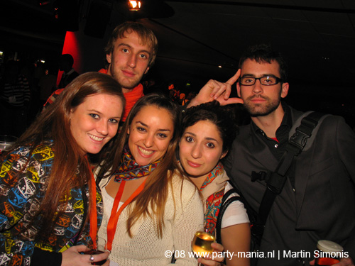 081108_009_dis2008_partymania