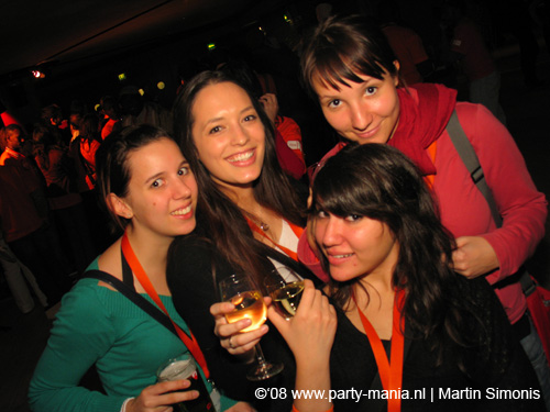 081108_012_dis2008_partymania