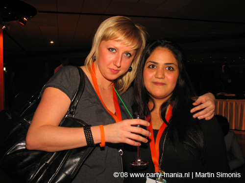 081108_065_dis2008_partymania