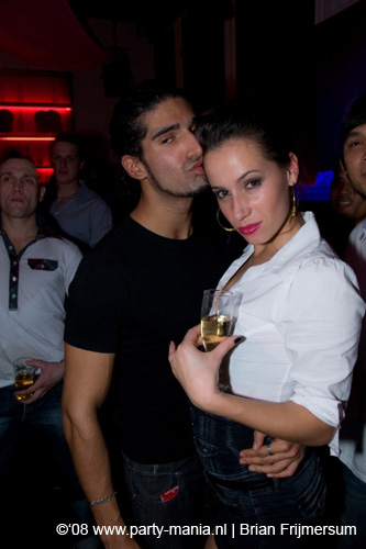 081108_014_le_paris_partymania