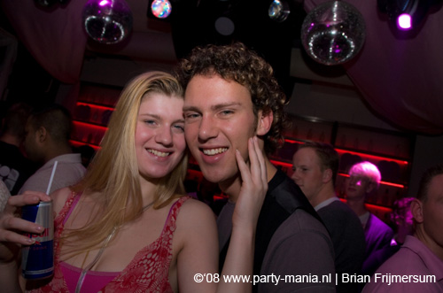 081108_040_le_paris_partymania