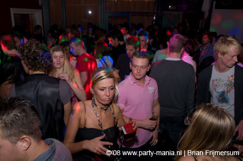 081108_042_le_paris_partymania