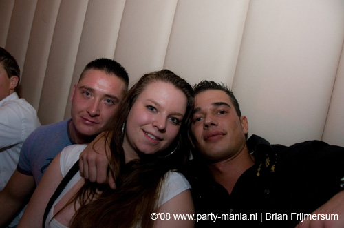 081108_046_le_paris_partymania