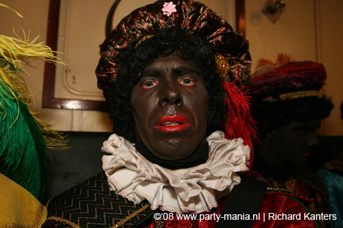 081115_007_intocht_sinterklaas_partymania