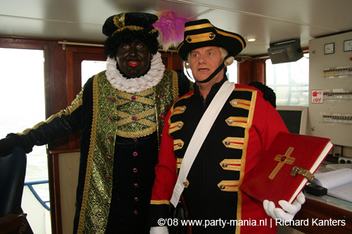 081115_019_intocht_sinterklaas_partymania