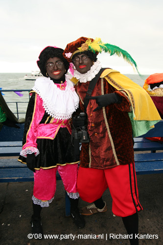 081115_029_intocht_sinterklaas_partymania